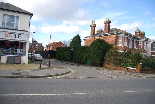 File:Springfield Rd - geograph.org.uk - 3902940.jpg