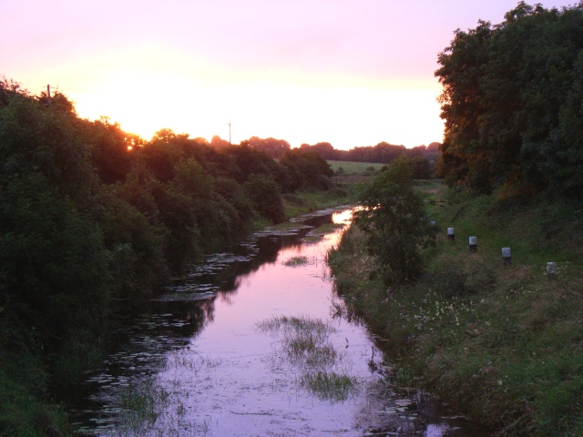 File:Sunrise on the Royal Canal at Baltrasna, east of Mullingar, Co. Westmeath - geograph.org.uk - 1406212.jpg