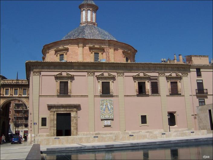 File:Valenciabasilicatemp.jpg