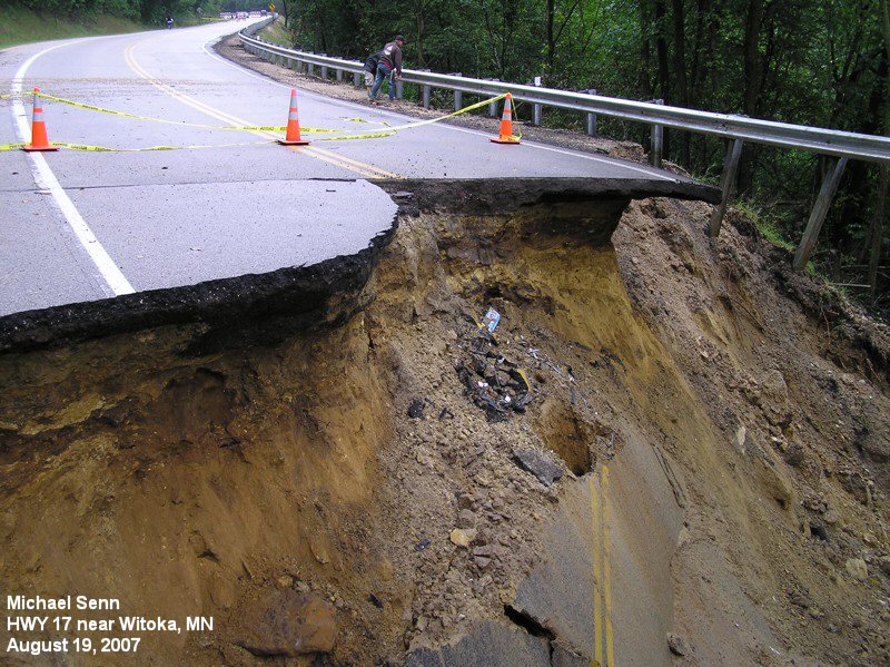 File:Witoka hwy17a.jpg