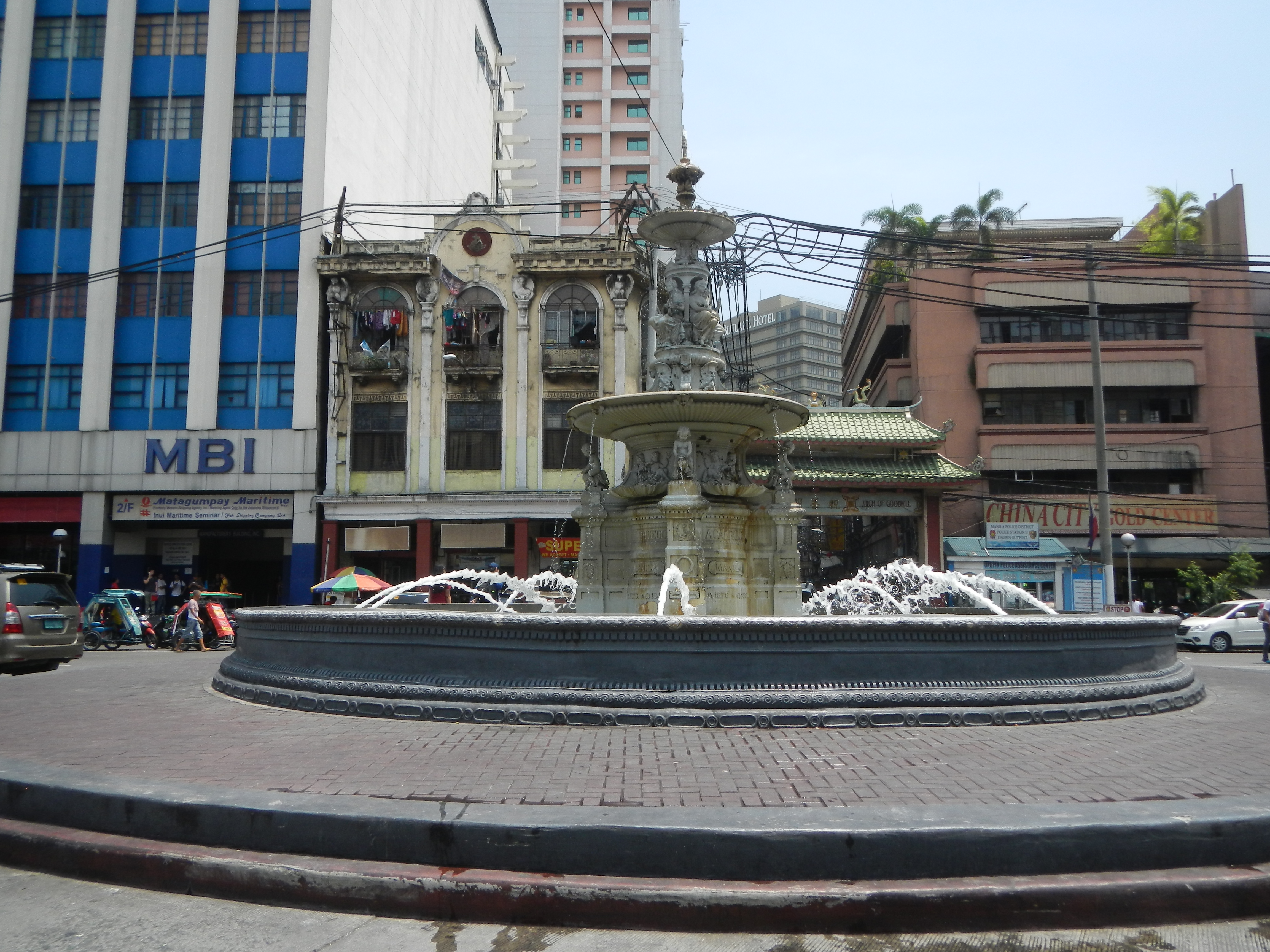 File 09939jfSanta Cruz Manila Barangays Fountain Streets