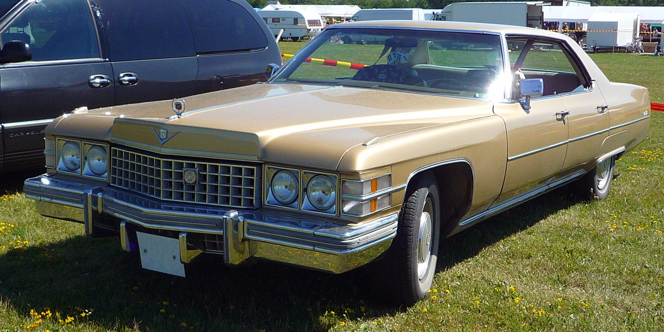 1974_Cadillac_Sedan_DeVille.jpg