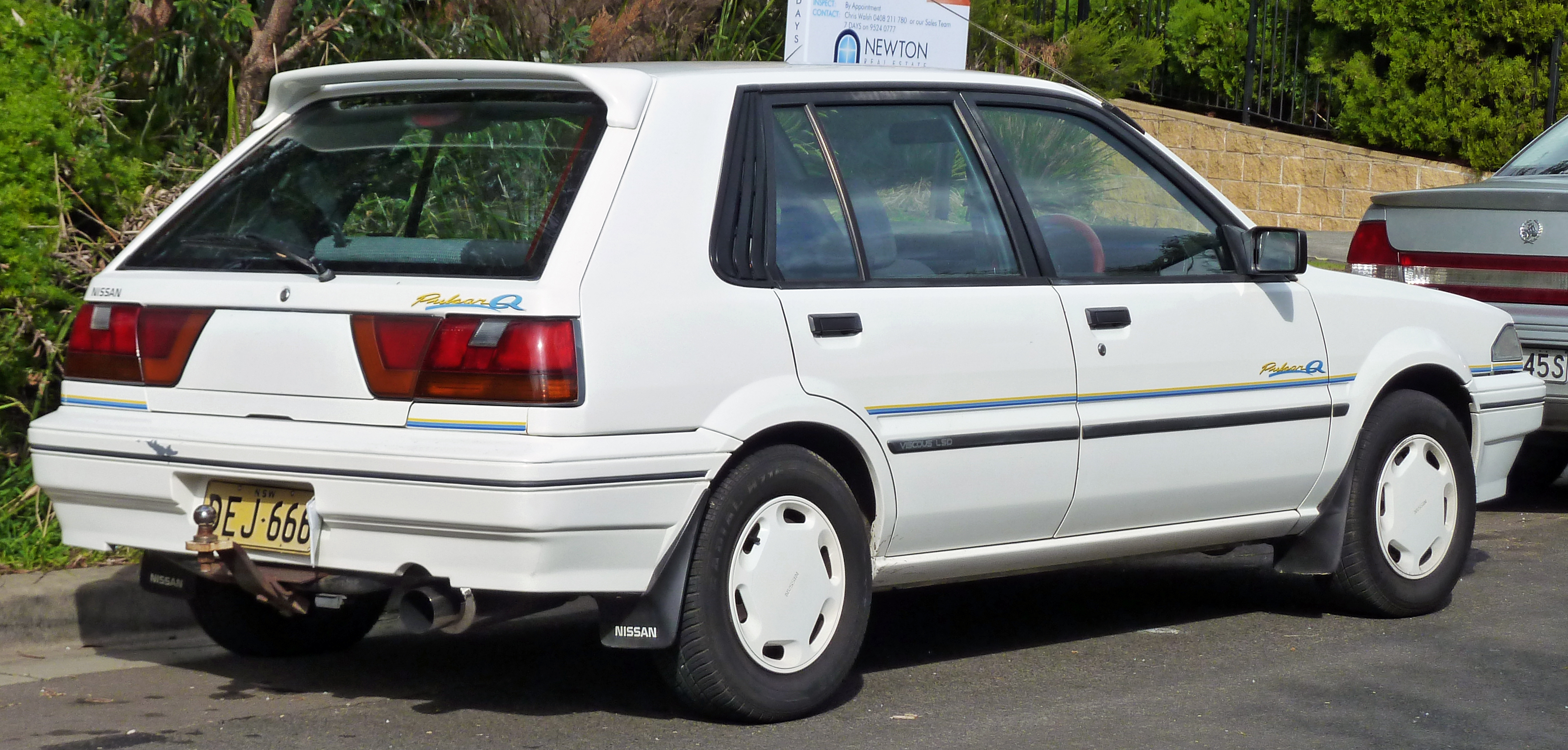 Nissan pulsar 1989 hatch #10