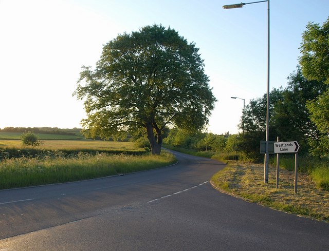 File:At the end of Westlands Lane (2) - geograph.org.uk - 1347992.jpg