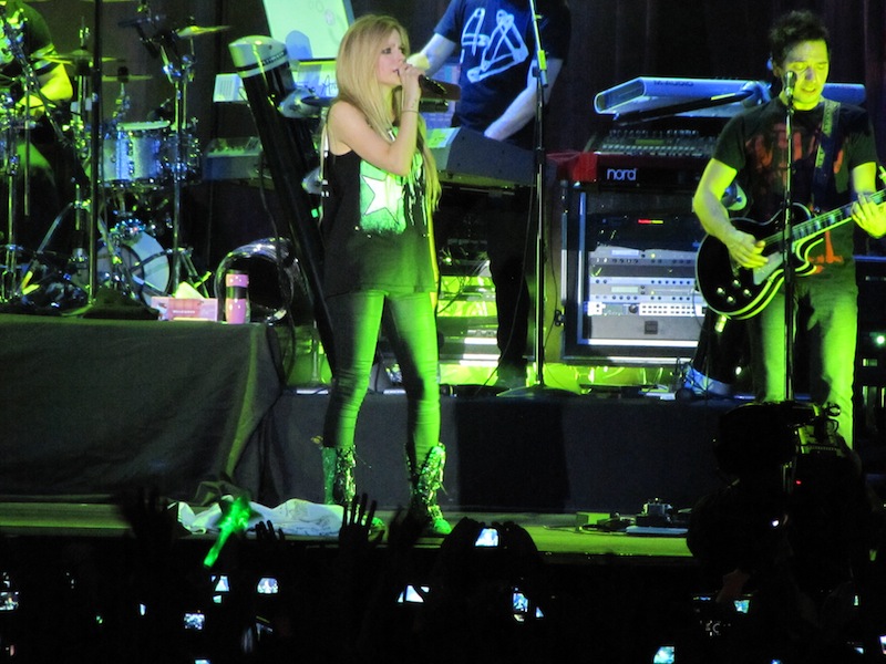 File:Avril Lavigne in Belo Horizonte - 92.jpg