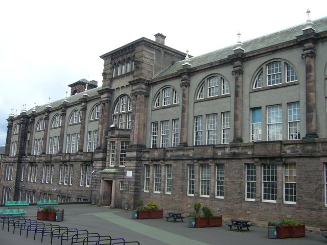 File:Boroughmuir High School, Viewforth - geograph.org.uk - 1462511.jpg