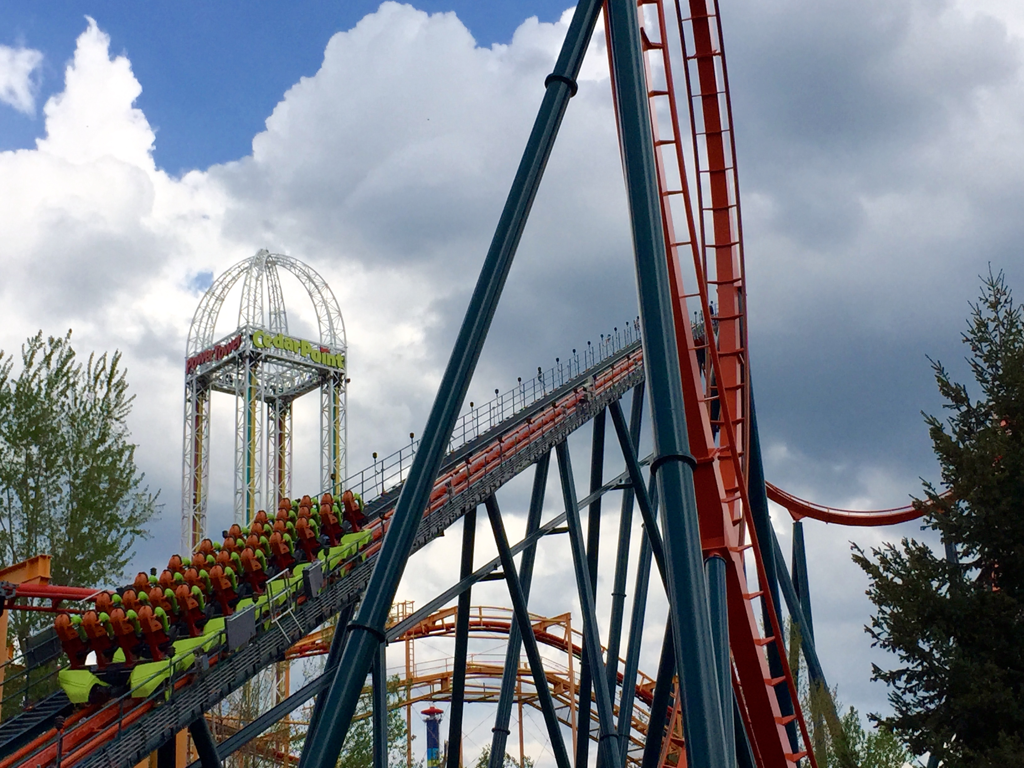 File Cedar Point Rougarou track 3717 .jpg Wikimedia Commons