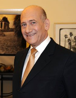 Clinton and Olmert 2009 (cropped 2).png