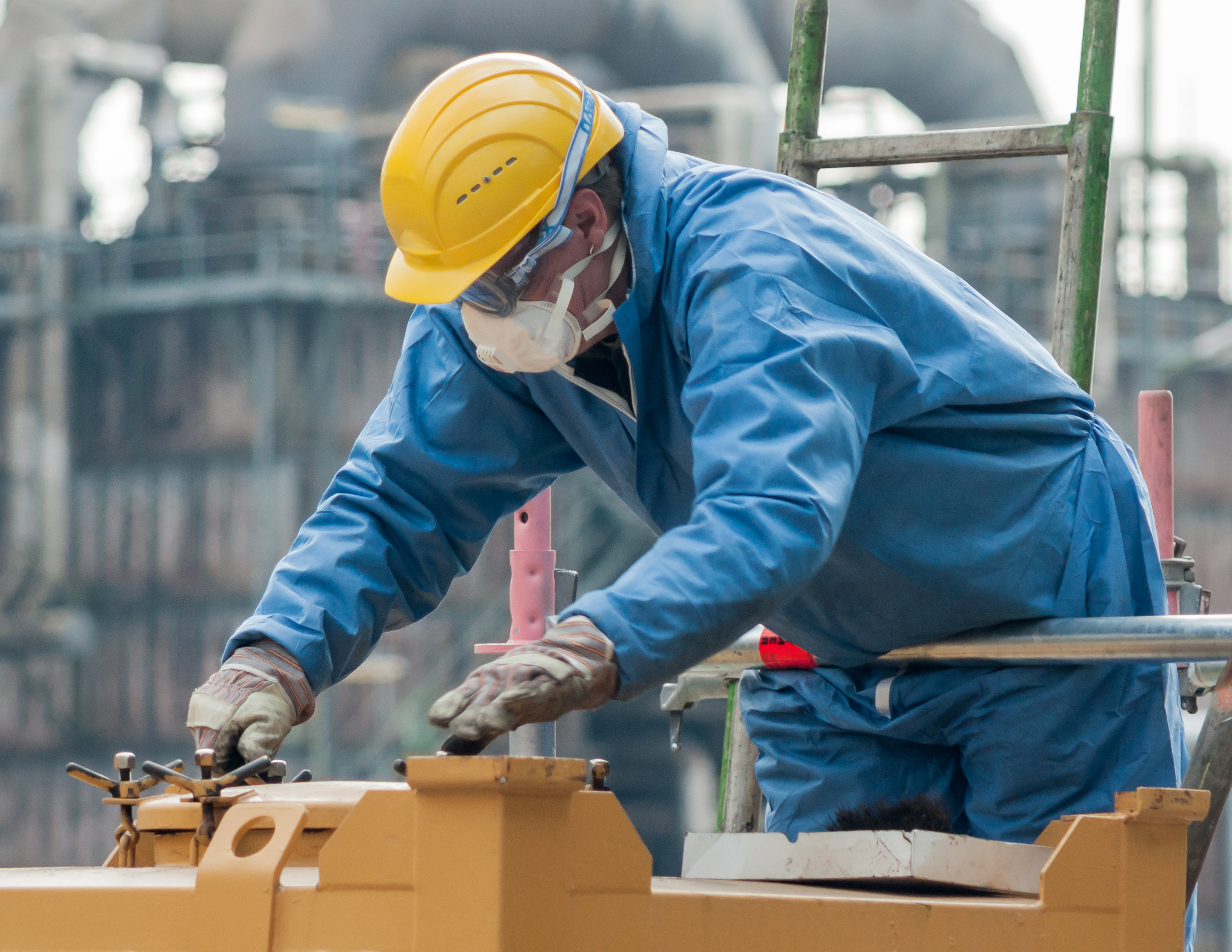 Cologne_Germany_Industrial-work-with-Personal-Protective-Equipment-02