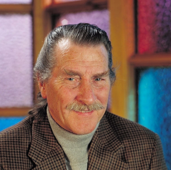 File:Gene Savoy 2000.ICC.JPG