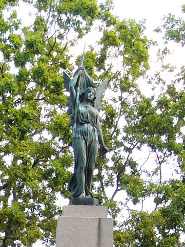 File:Laisvės statula (cropped).JPG