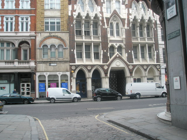 File:Looking from Lovat Lane into Eastcheap - geograph.org.uk - 1715144.jpg