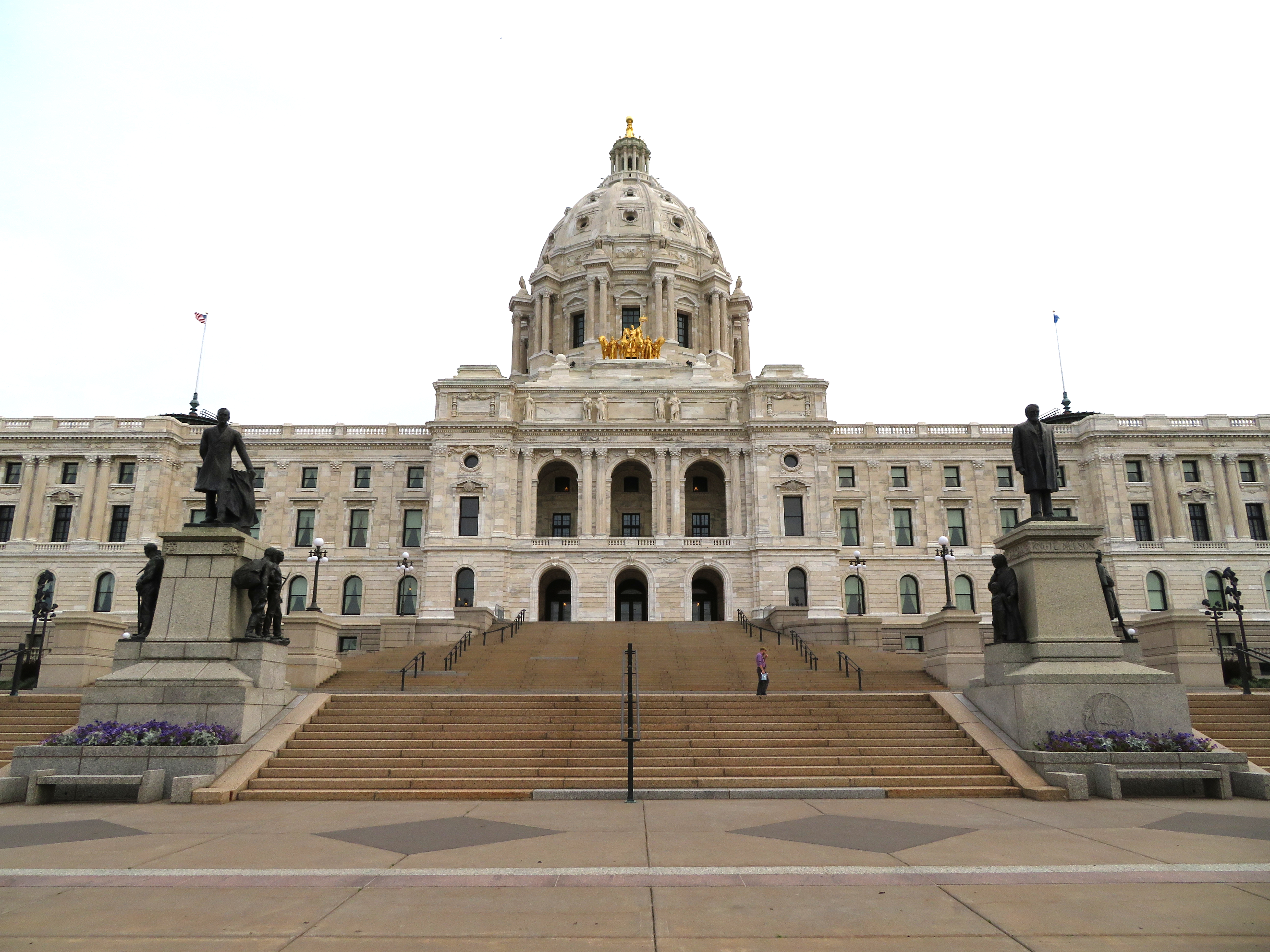 Saint capitals. Капитолий Миннесота. Tr/St Capitol. Minnesota Capital. Minnesota State Patrol.