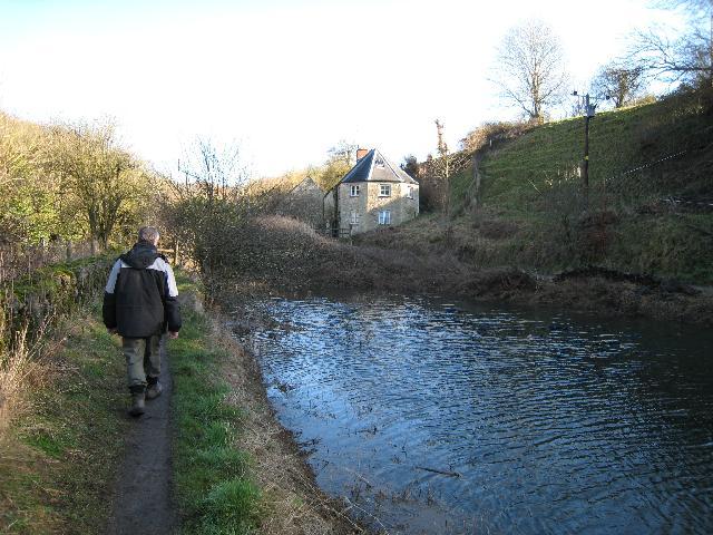 Puck's Mill Upper Lock - geograph.org.uk - 1054681