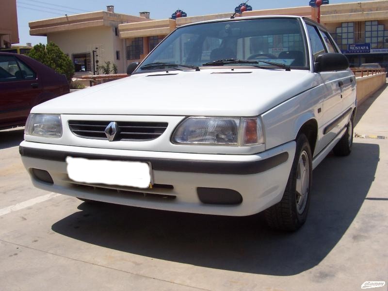 File:Renault 9 Frontal.jpg