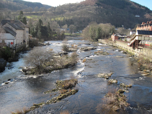 File:River Dee from Llangollen Bridge - geograph.org.uk - 1731951.jpg