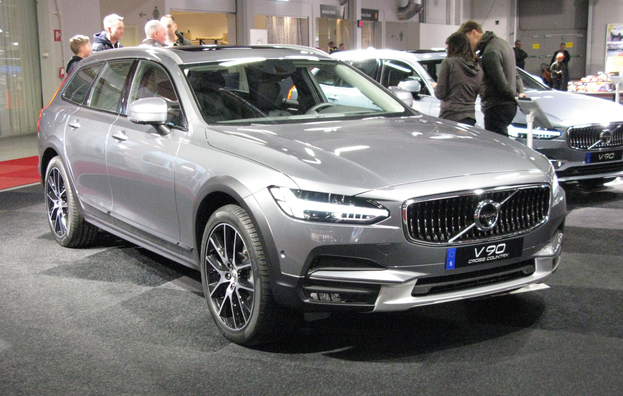 File:SLM 68 - Volvo V90 CC.jpg - Wikipedia