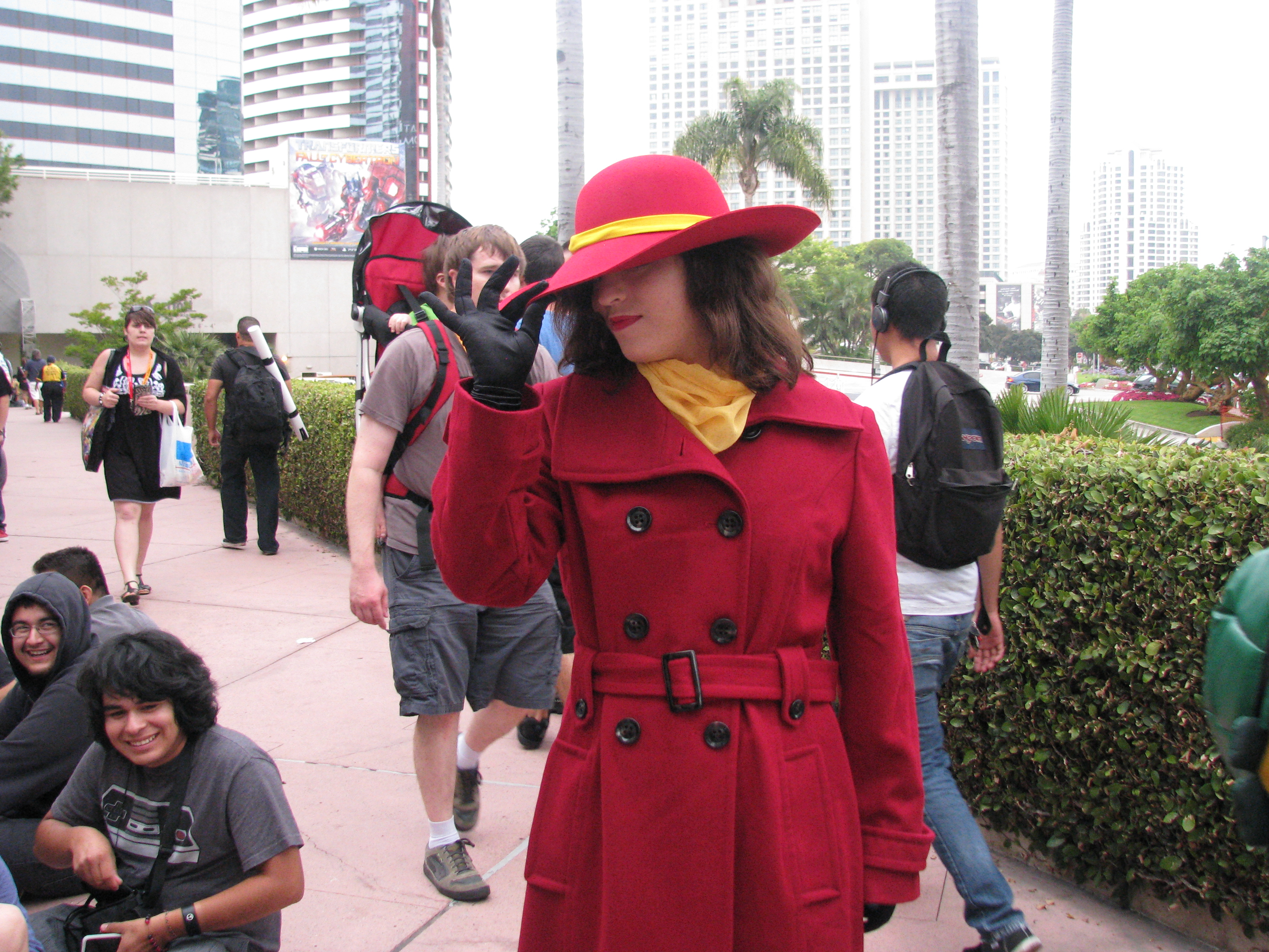 San_Diego_Comic-Con_2012_-_Carmen_Sandiego_%287585281394%29.jpg