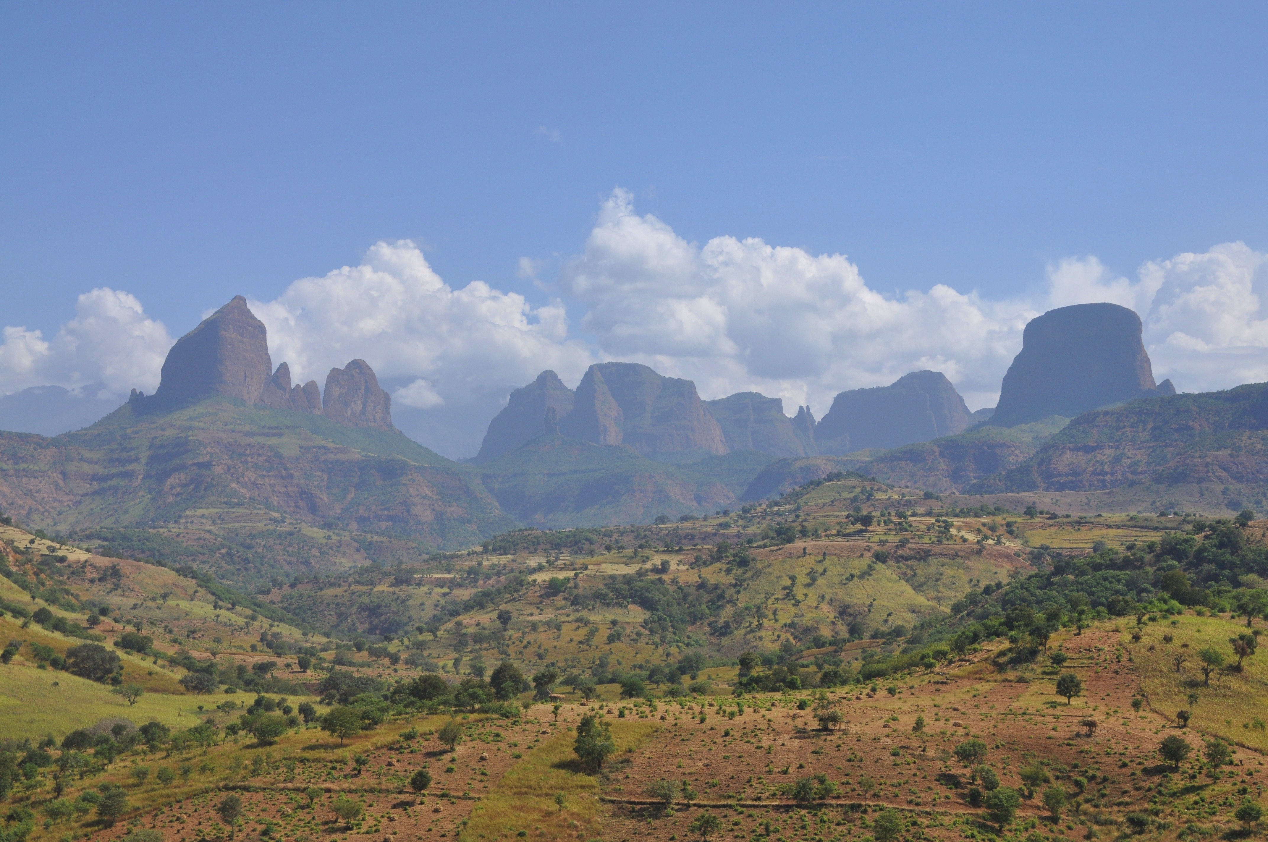 Восточное плоскогорье африки. Национальный парк Симиен Эфиопия. Горы Сымен Эфиопия. Эфиопия гора рас-Дашен. Горы Эфиопское Нагорье.