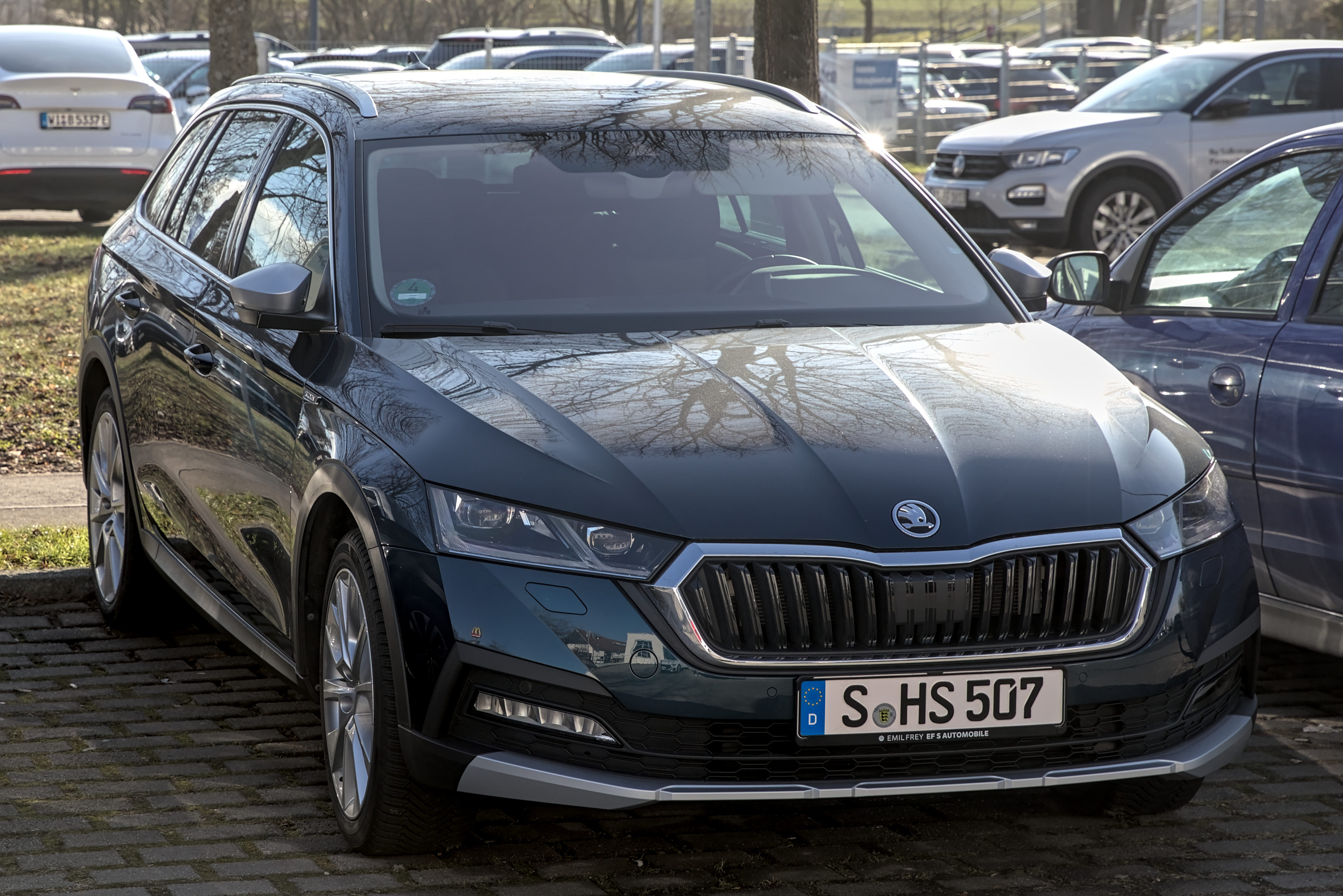 File:Skoda Octavia IV Scout 1X7A6519.jpg - Wikipedia