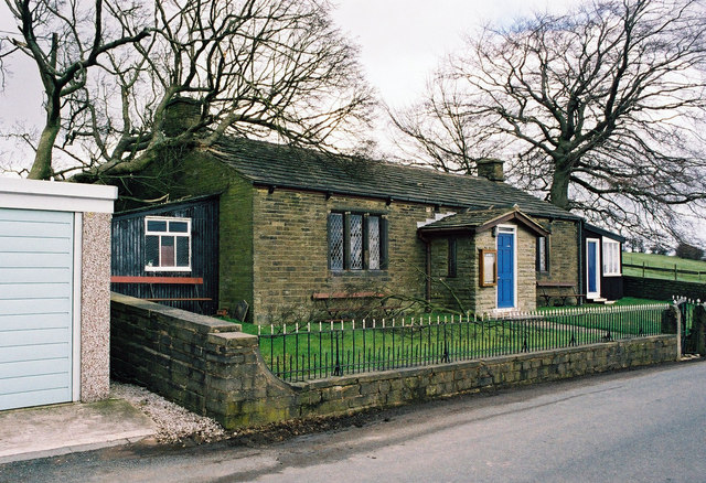 File:St. James' Sunday School - geograph.org.uk - 850585.jpg