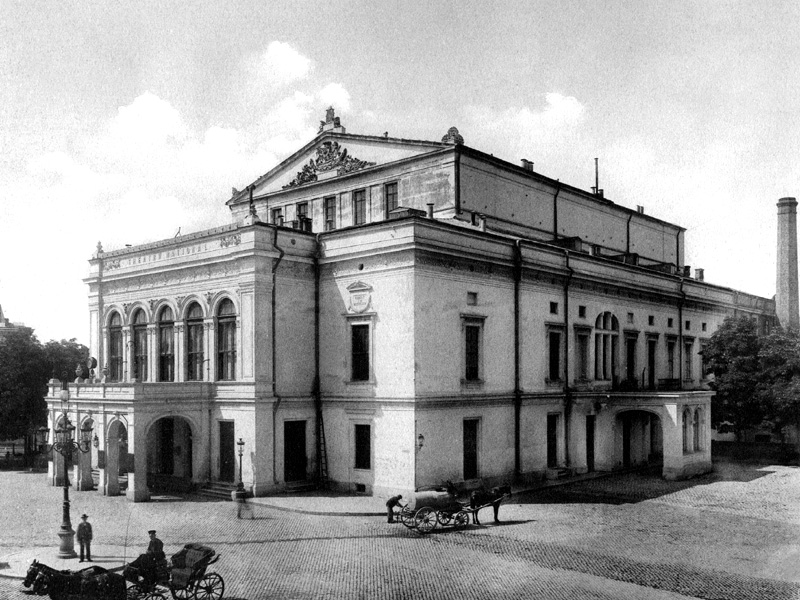 File:Teatrul National Bucuresti cladirea veche.jpg