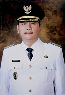 Wakil Wali Kota Surabaya Whisnu Sakti Buana.png