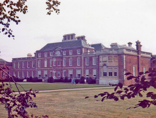 File:Wimpole Hall, near Royston, Cambridgeshire - geograph.org.uk - 682114.jpg
