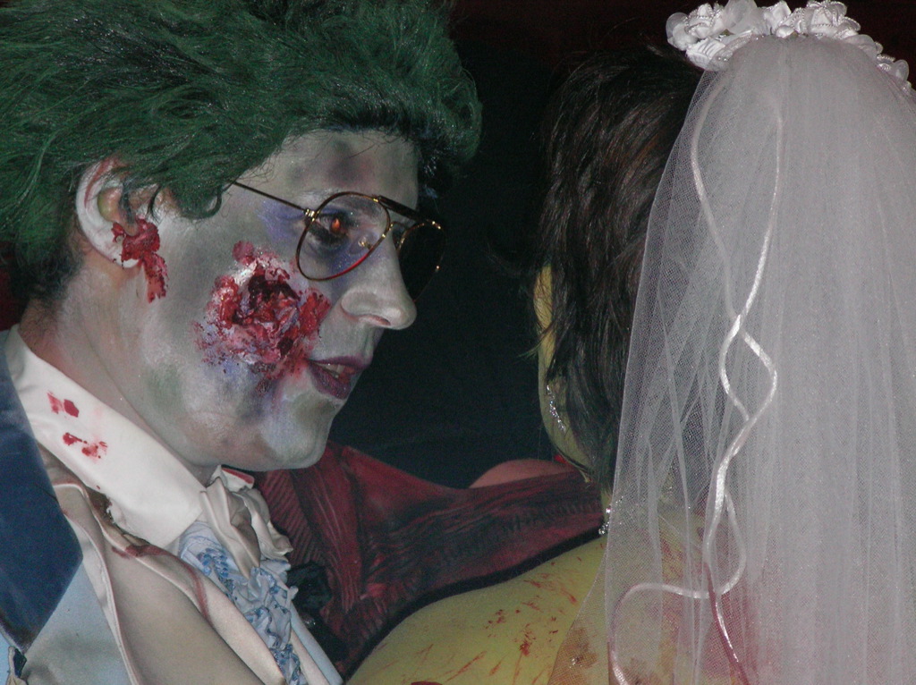 File:Zombie costume portrait.jpg - Wikipedia