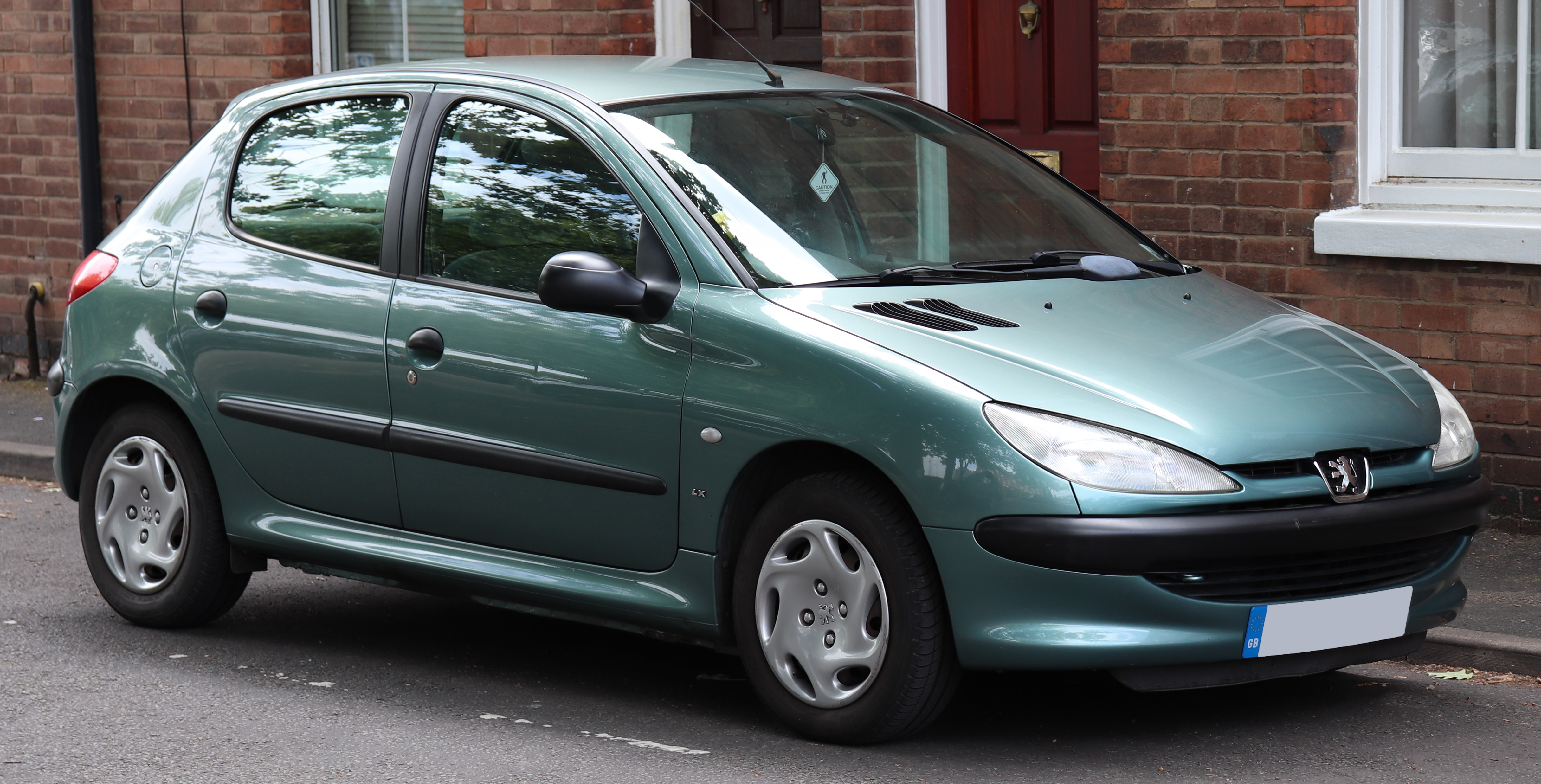 File:Peugeot 206 front.jpg - Wikimedia Commons