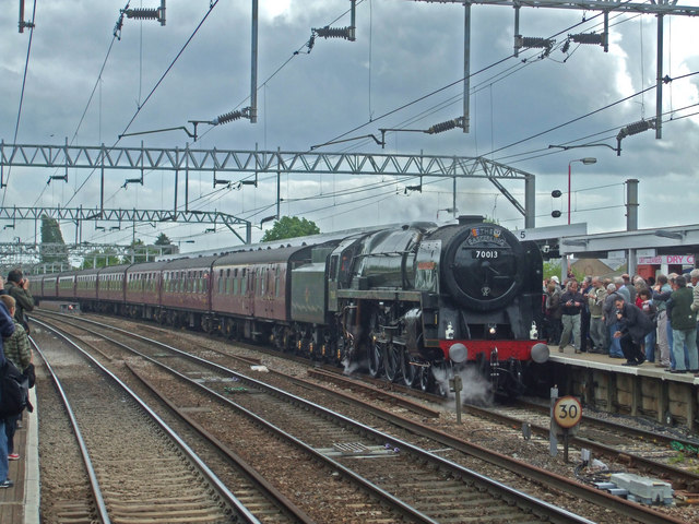 File:70013 at Colchester station for Water - geograph.org.uk - 1318969.jpg