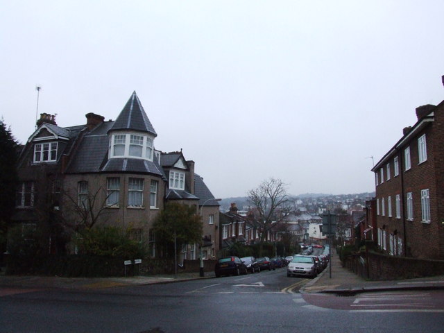 File:Alexandra Gardens, Muswell Hill - geograph.org.uk - 1098893.jpg