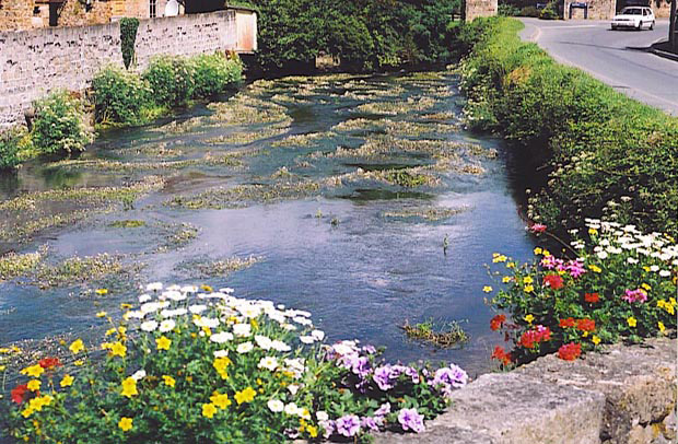 Restr:Belle-Isle-en-Terre. Léguer. 3.jpg