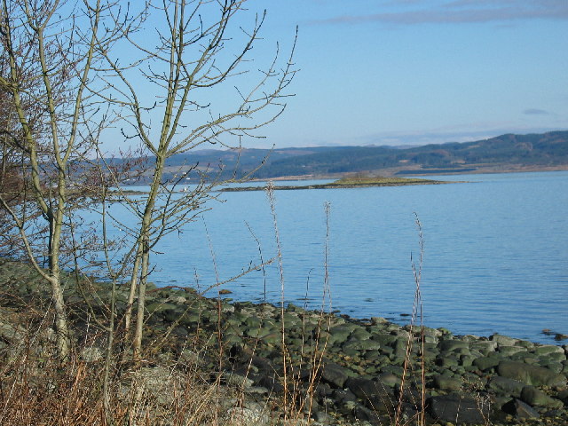 File:Brenfield Bay by Inverneill. - geograph.org.uk - 125416.jpg