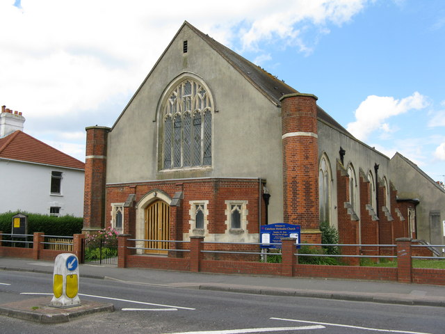 File:Caterham Methodist Church - geograph.org.uk - 1353047.jpg