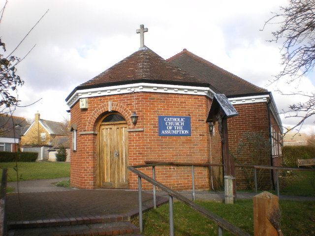 File:Catholic Church of the Assumption, Old Harlow - geograph.org.uk - 1579117.jpg