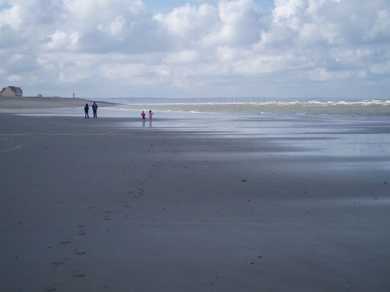 File:Cayeux-sur-Mer plage 2.jpg