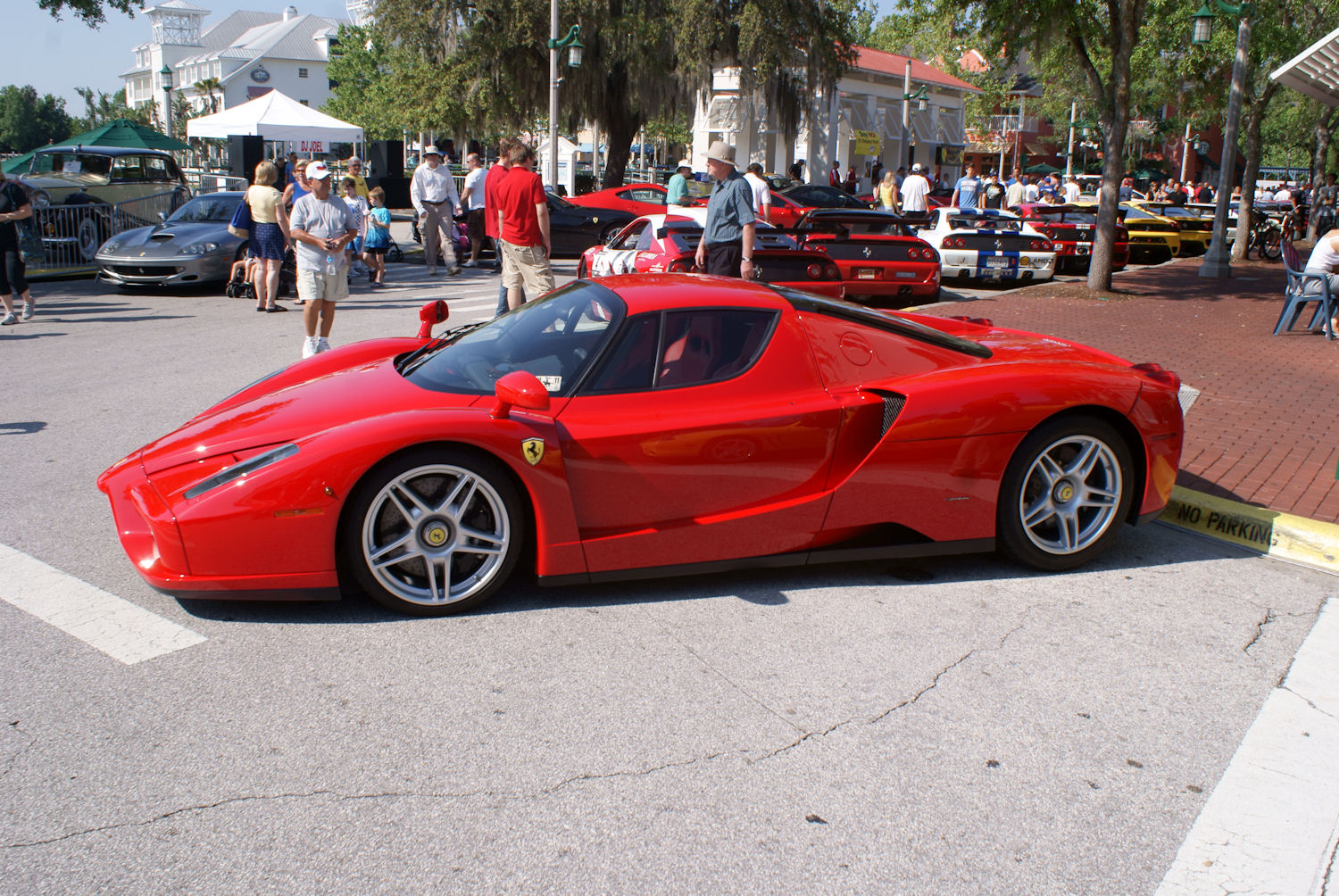 Ferrari Enzo 2011