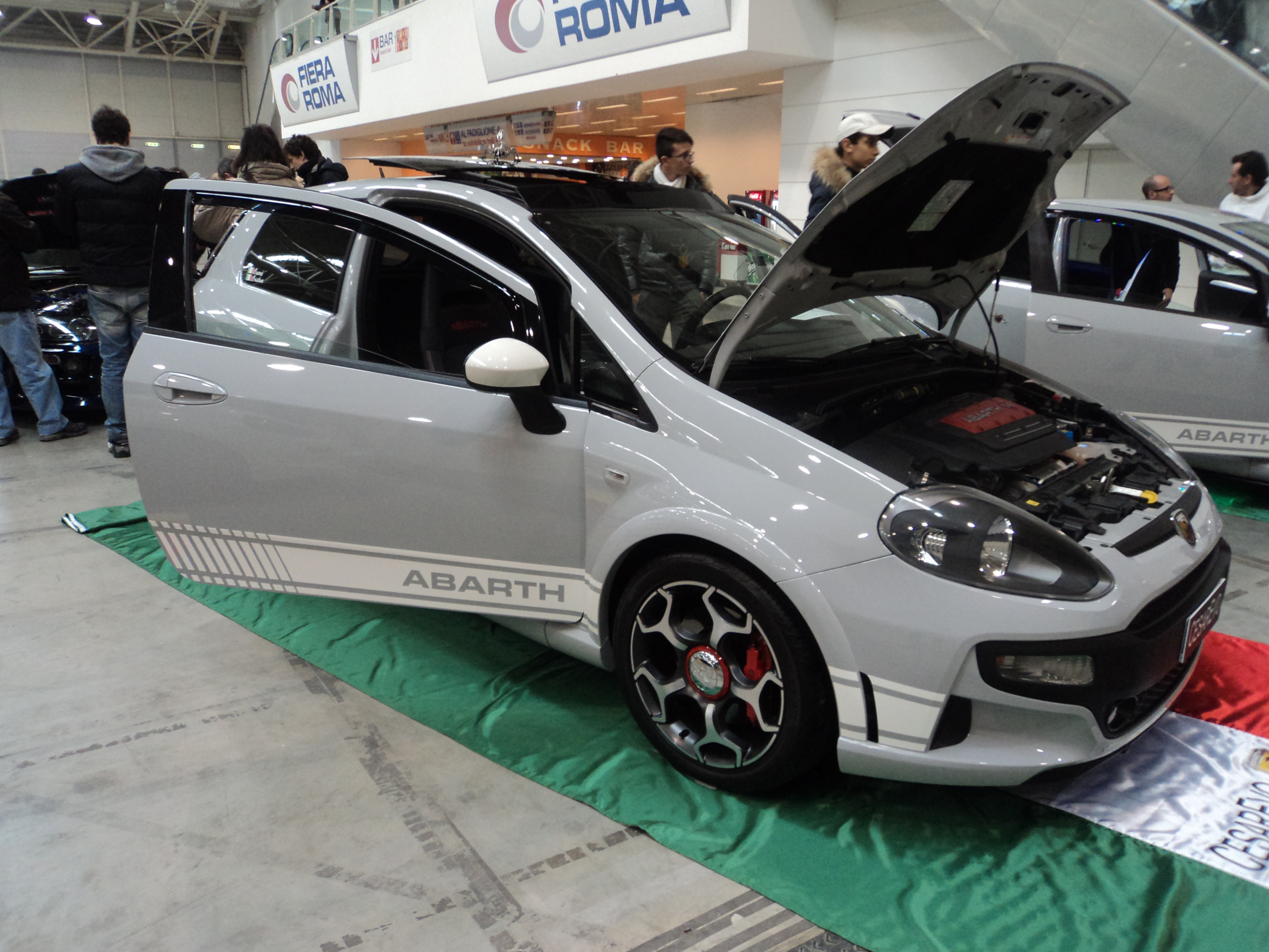 Fiat Punto & Abarth - TuNiNg InSiDe