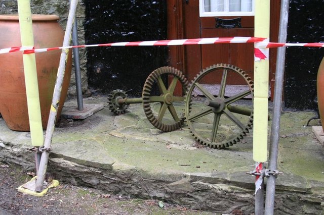 File:Gears by the door - geograph.org.uk - 1243579.jpg