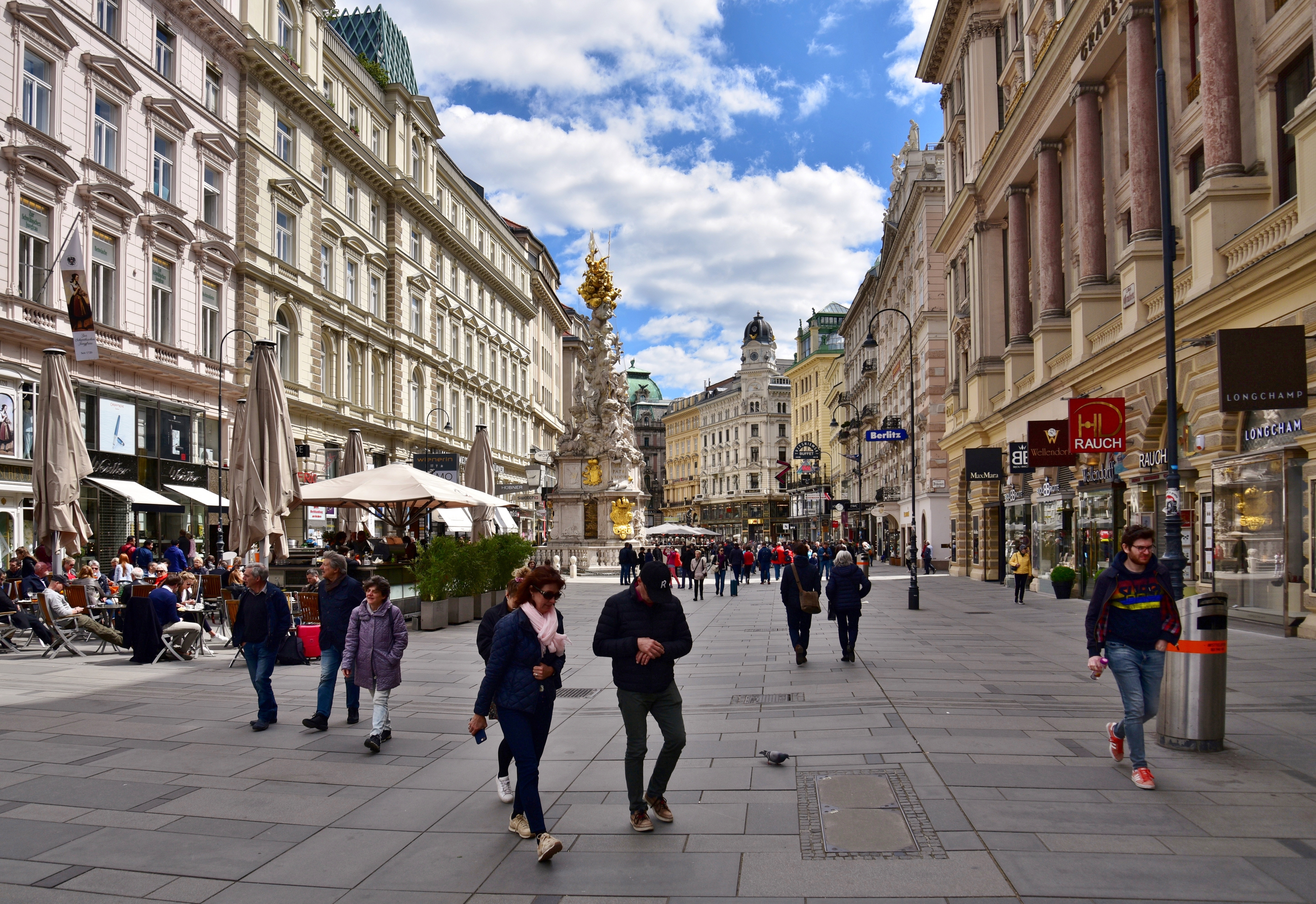 Улицы в вене. Graben улица Вена. Площадь Грабен в Вене. Улица Грабен в Вене фото. Вена фото улиц.