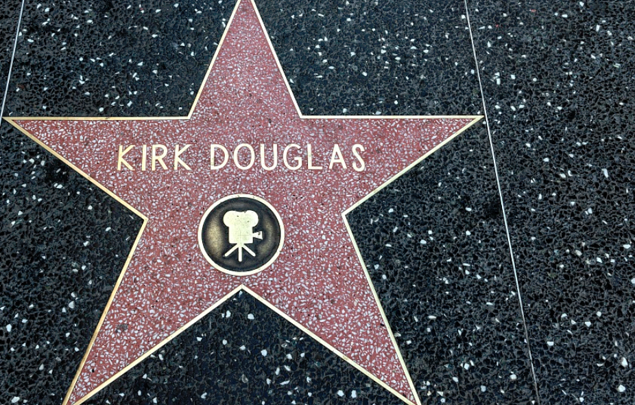 Kirk_Douglas_Walk_of_Fame_Star.png