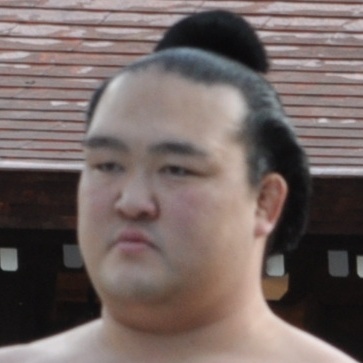 File:Kisenosato Yutaka4-edited.jpg