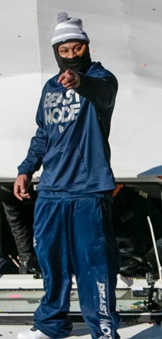 File:Marshawn Lynch, Super Bowl parade (cropped).jpg