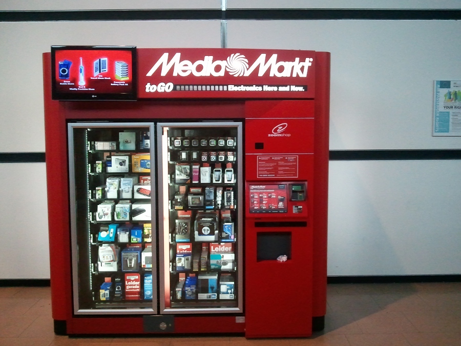 Complete conveying and packaging solution at MediaMarkt Hungary 
