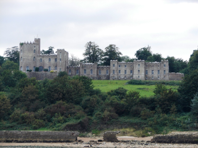 File:Norris Castle - East Cowes - geograph.org.uk - 545339.jpg