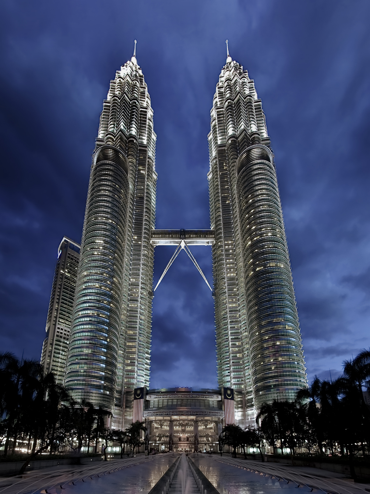 Panorama Tower - Wikipedia