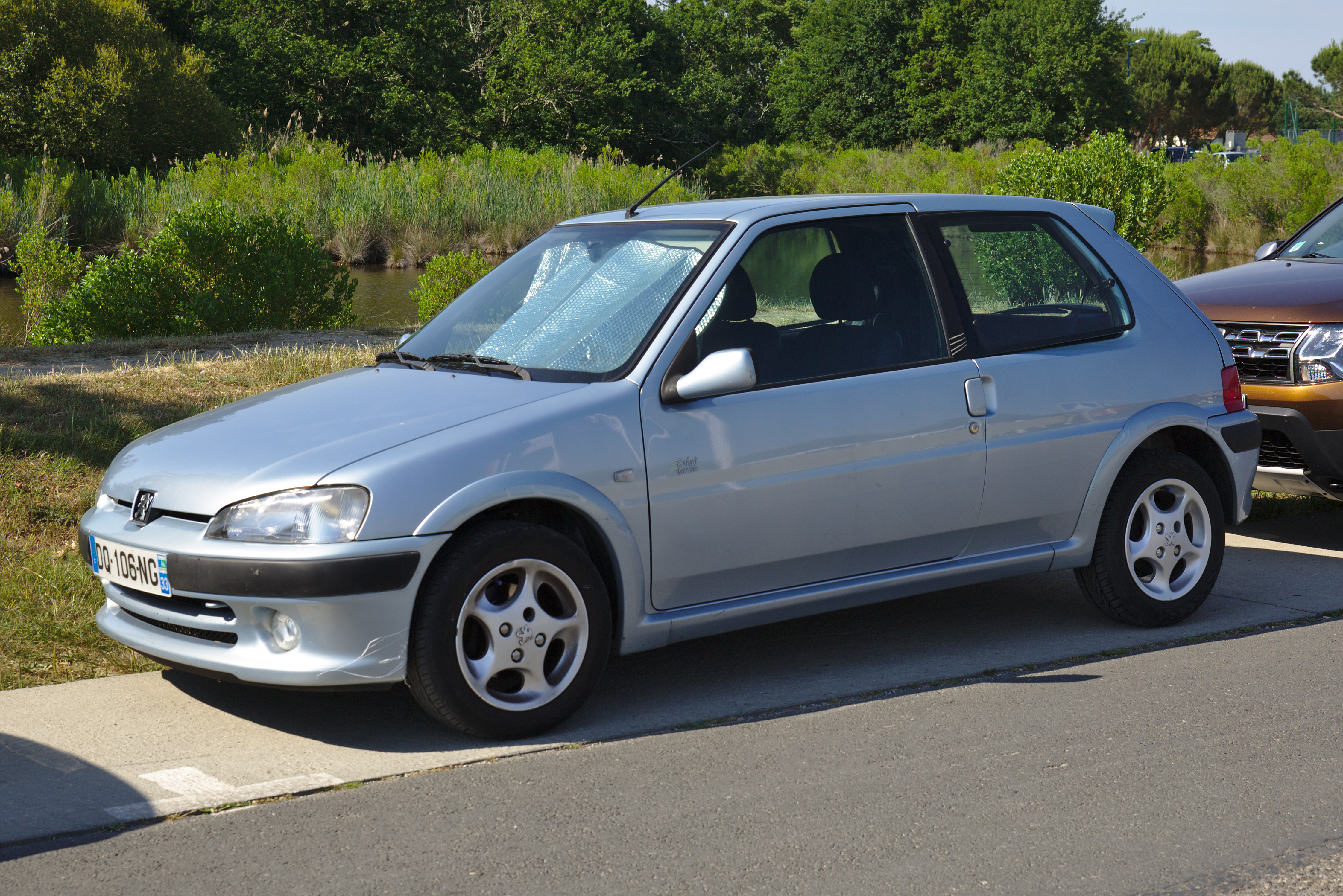 File:Peugeot 106.jpg - Wikimedia Commons