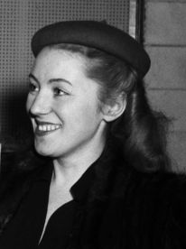 Pierrette Alarie (kesilgan) .jpg