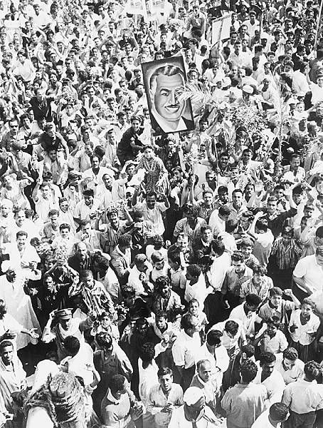 File:Protests against Nassers resignation 1967.jpg